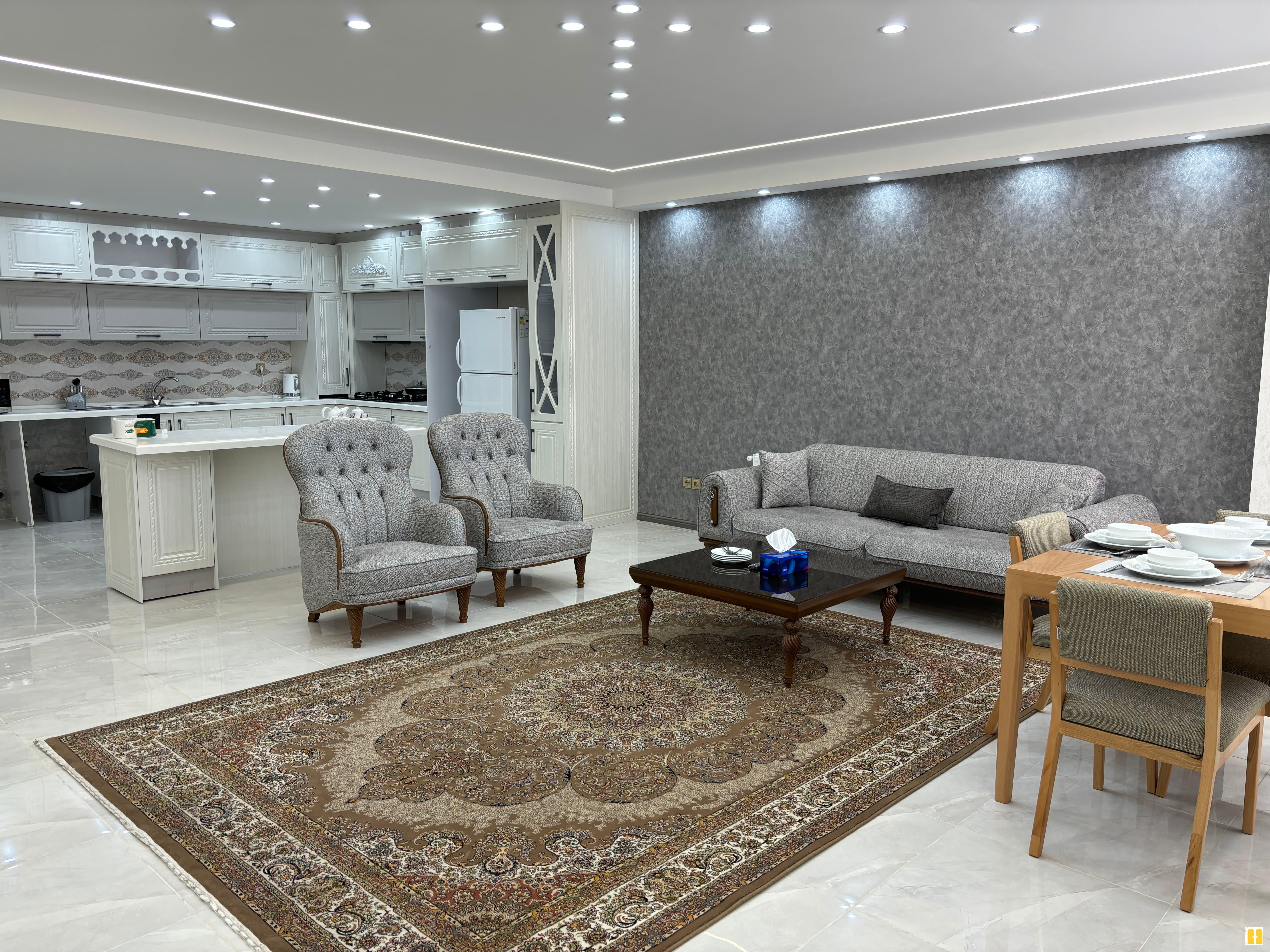 واحد مبله 2 خوابه نوساز لوکس و vip