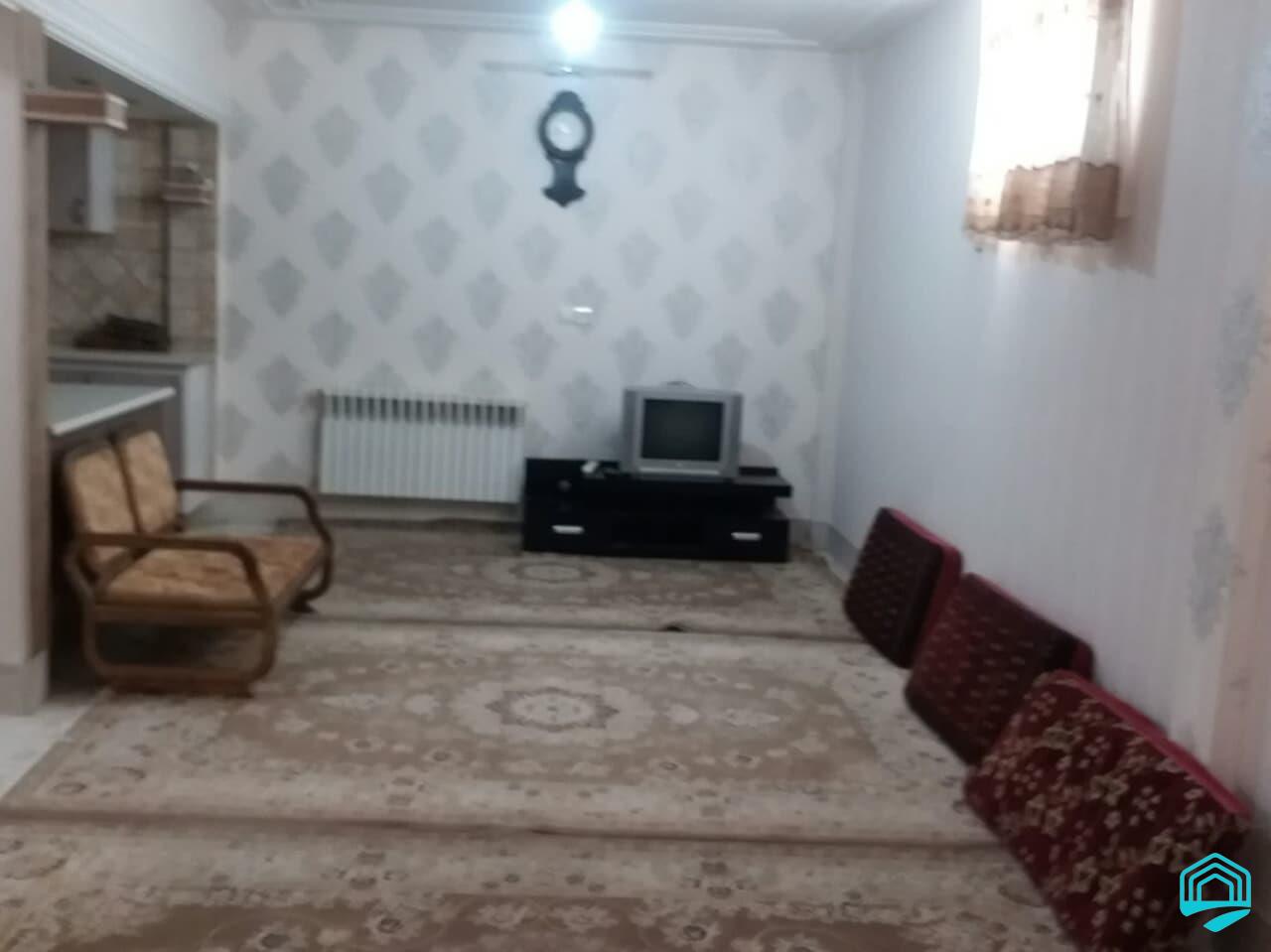 دارای سرویس بهداشتی ایرانی و فرنگی- دوخوابه