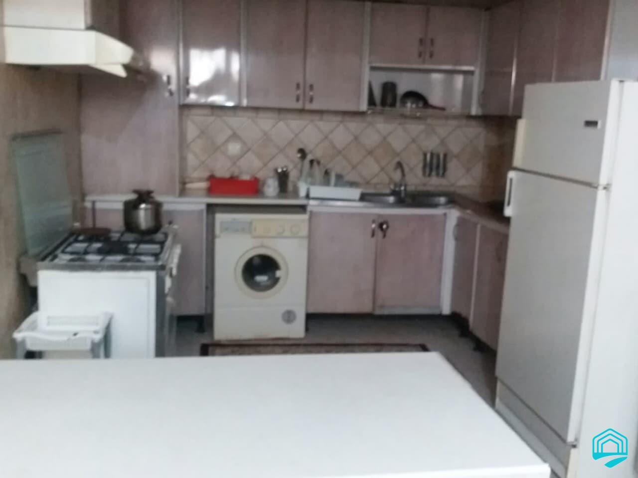 دارای سرویس بهداشتی ایرانی و فرنگی- دوخوابه